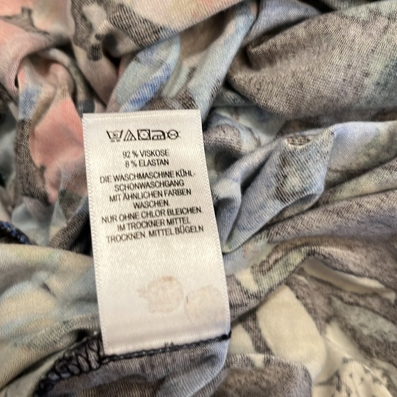 Lucy & Laurel Maxi Dress - Picture 6 of 6